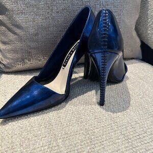 Alice + Olivia “Makayla” Pumps – Sapphire Blue (Size 36.5 / US 6.5)